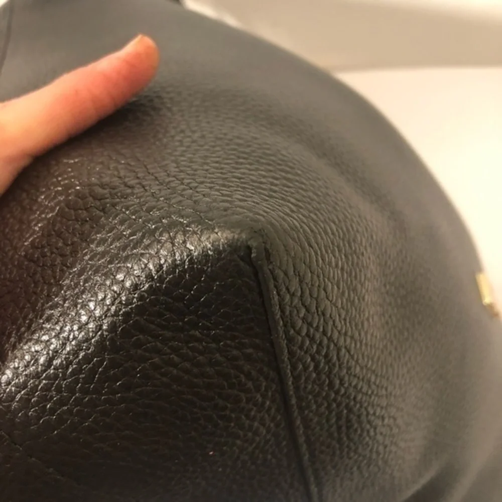 Michael Kors junie medium black hobo bag